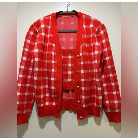 Cardigan Set Pearl Buttons Blood Red
Orange Warm Soft Small - Picture 2 of 7